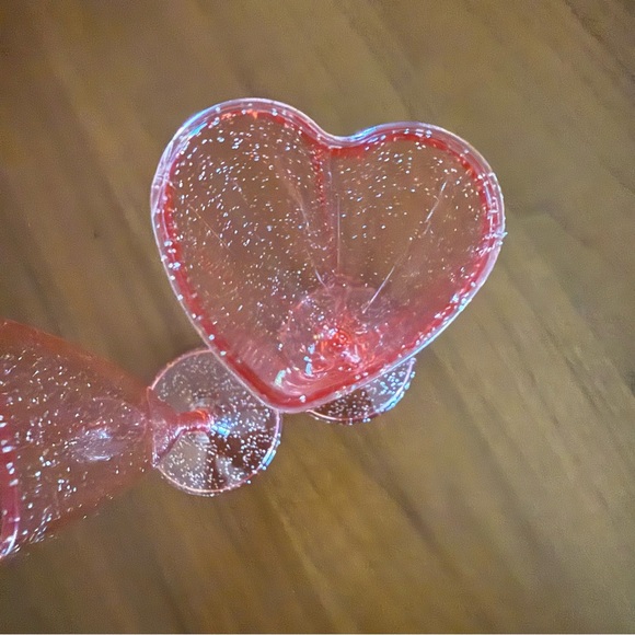 Valentine Heart Plastic Chamagne Flutes Glitter Pink Disposable - Picture 5 of 7